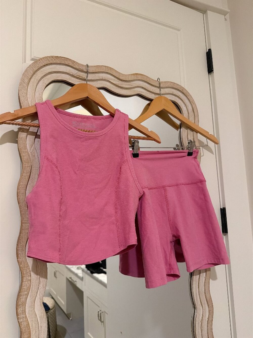 Beyond Yoga Spacedye Motivate Cropped Tank + Keep Pace Biker Short Set - Pink